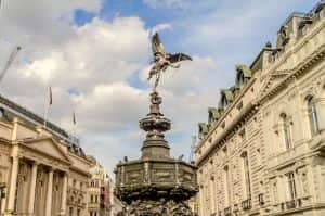 Piccadilly circus